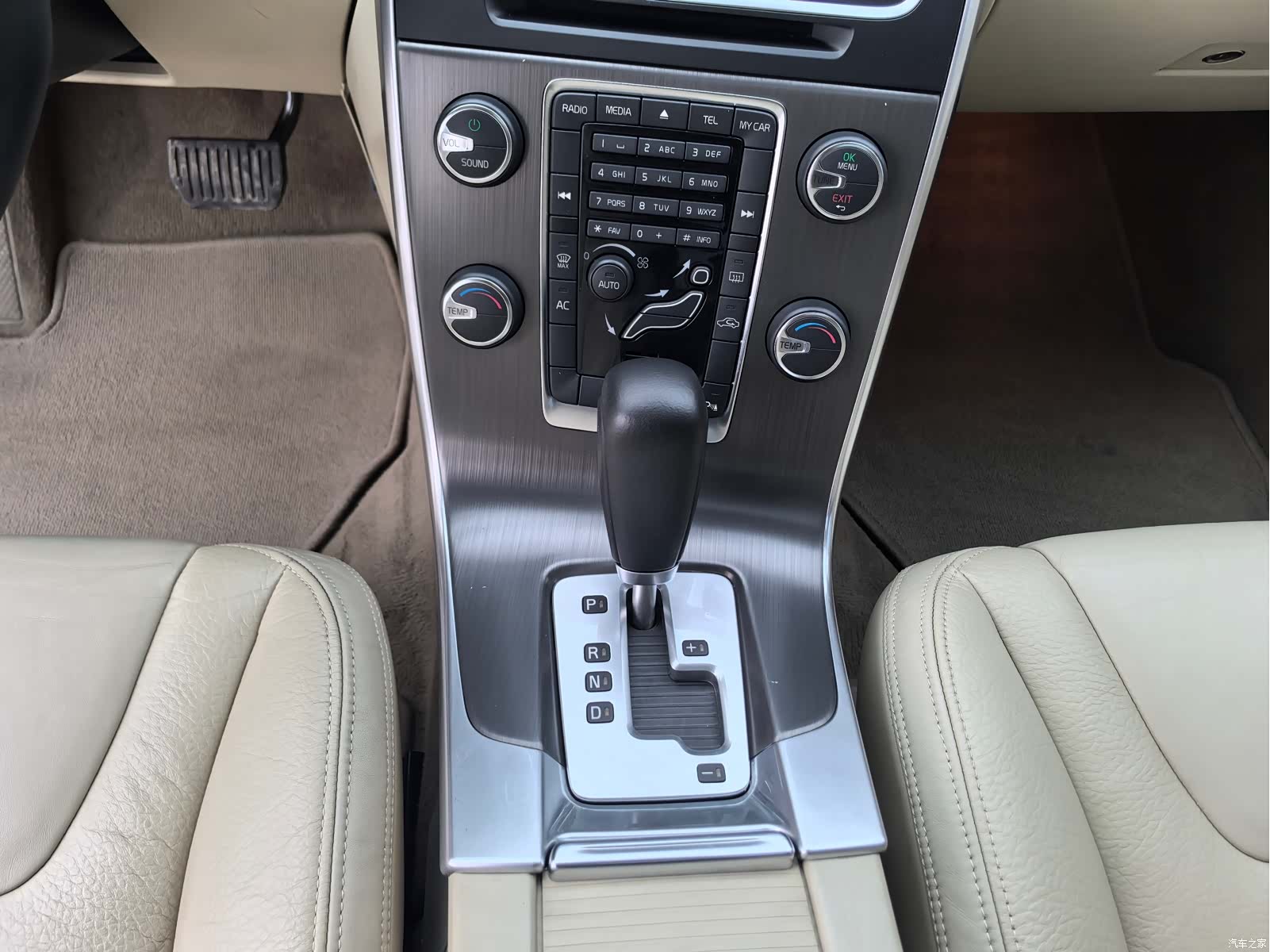 Volvo S60, 2011 15