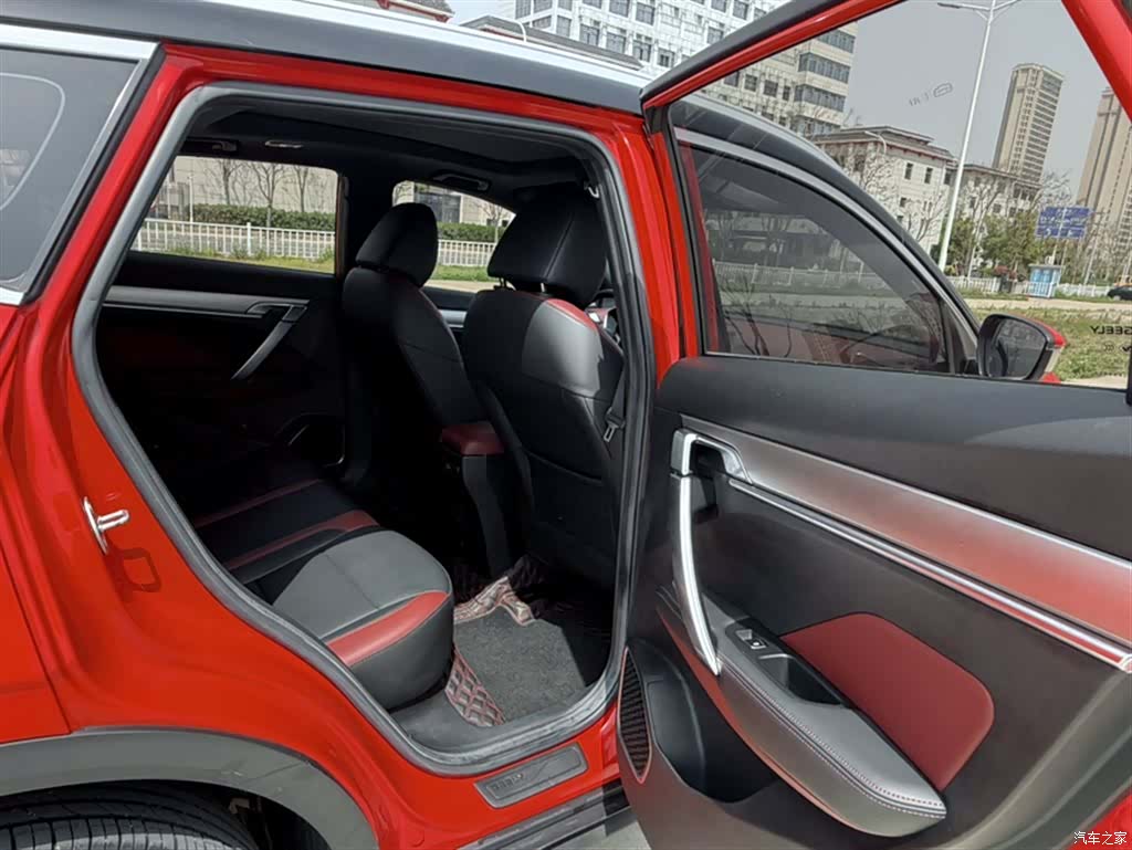 Geely Coolray, 2021 12