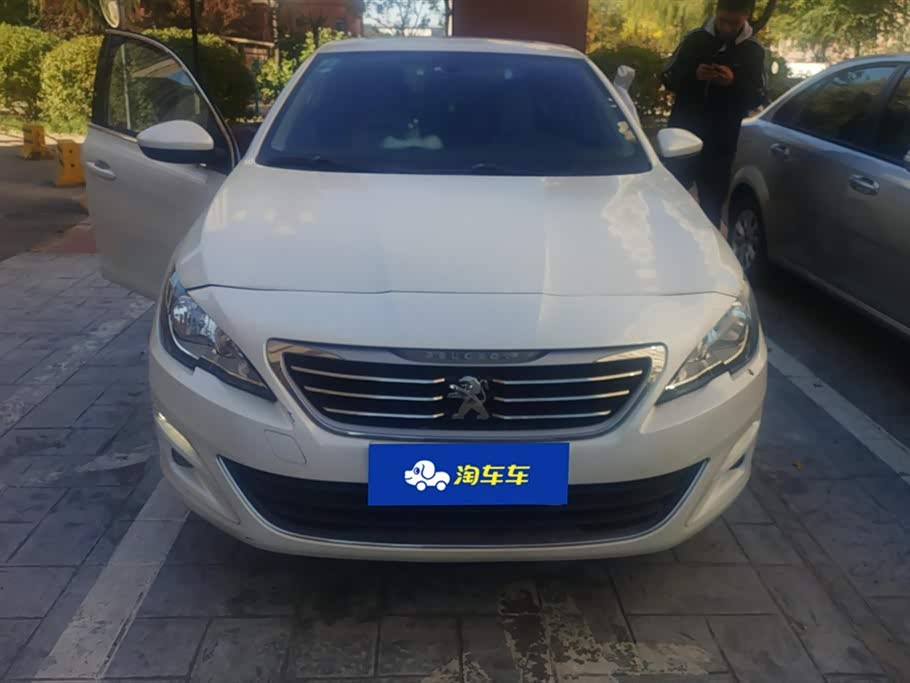 Peugeot 408