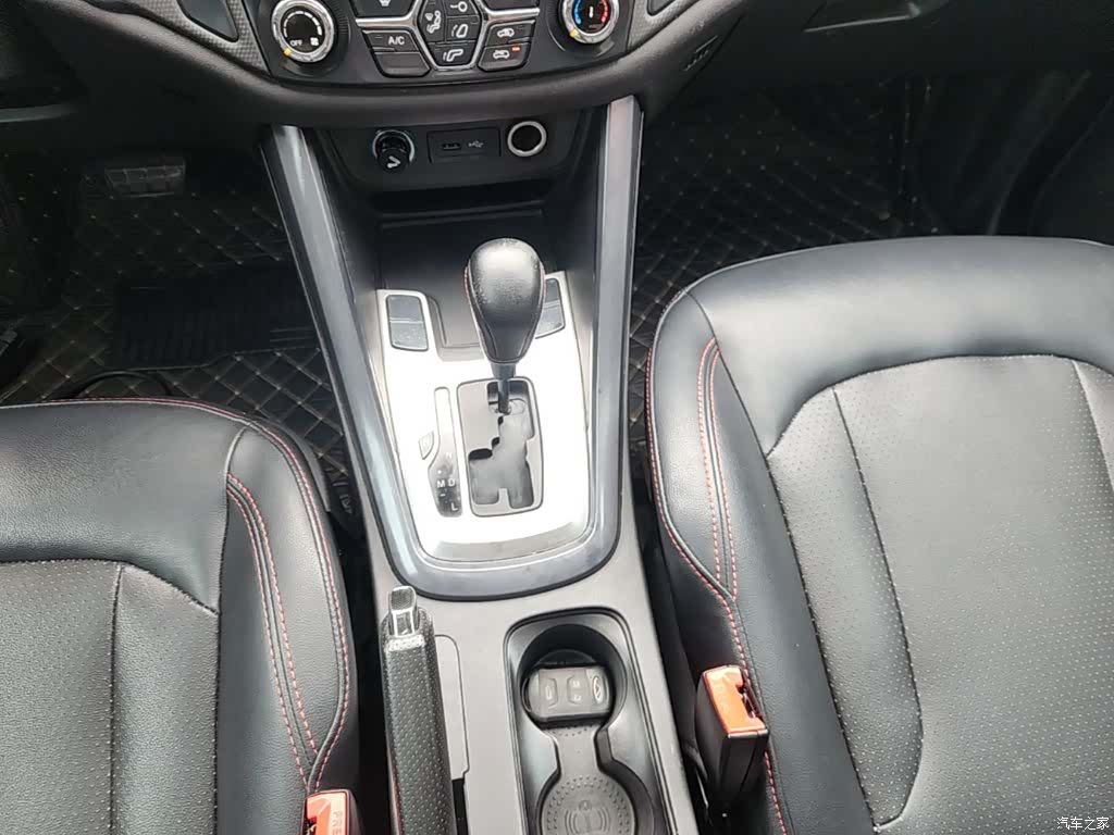 Chery 5, 2016 14