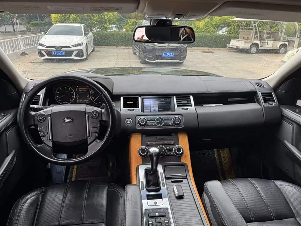 Land Rover Range Rover Sport Land Rover Range Rover Sport