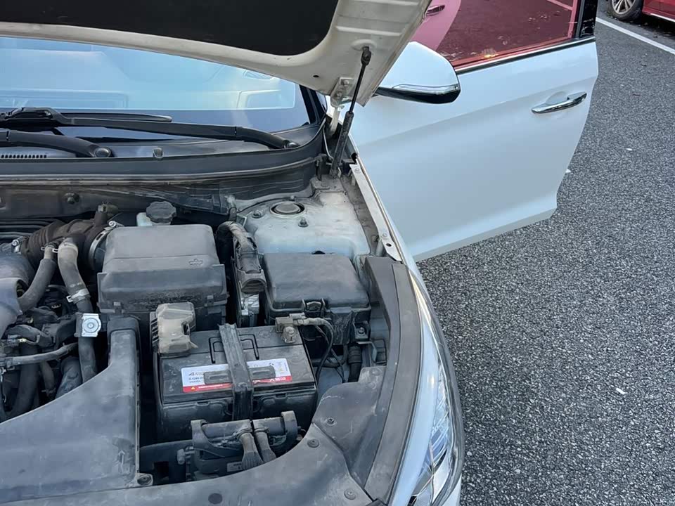 Hyundai Sonata Hyundai Sonata