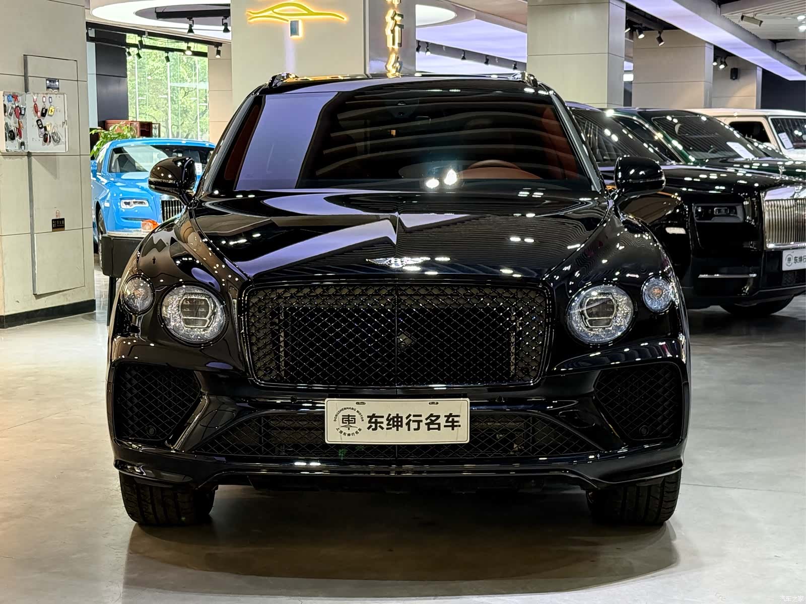 Bentley Bentayga, 2022 2