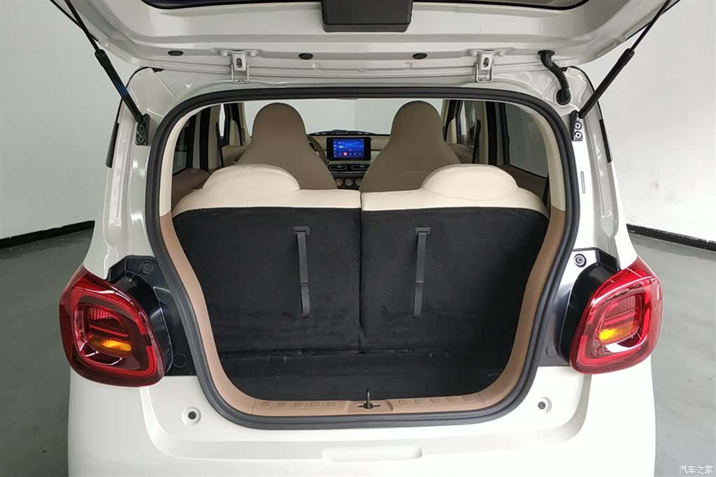 Wuling MINIEV, 2025 4