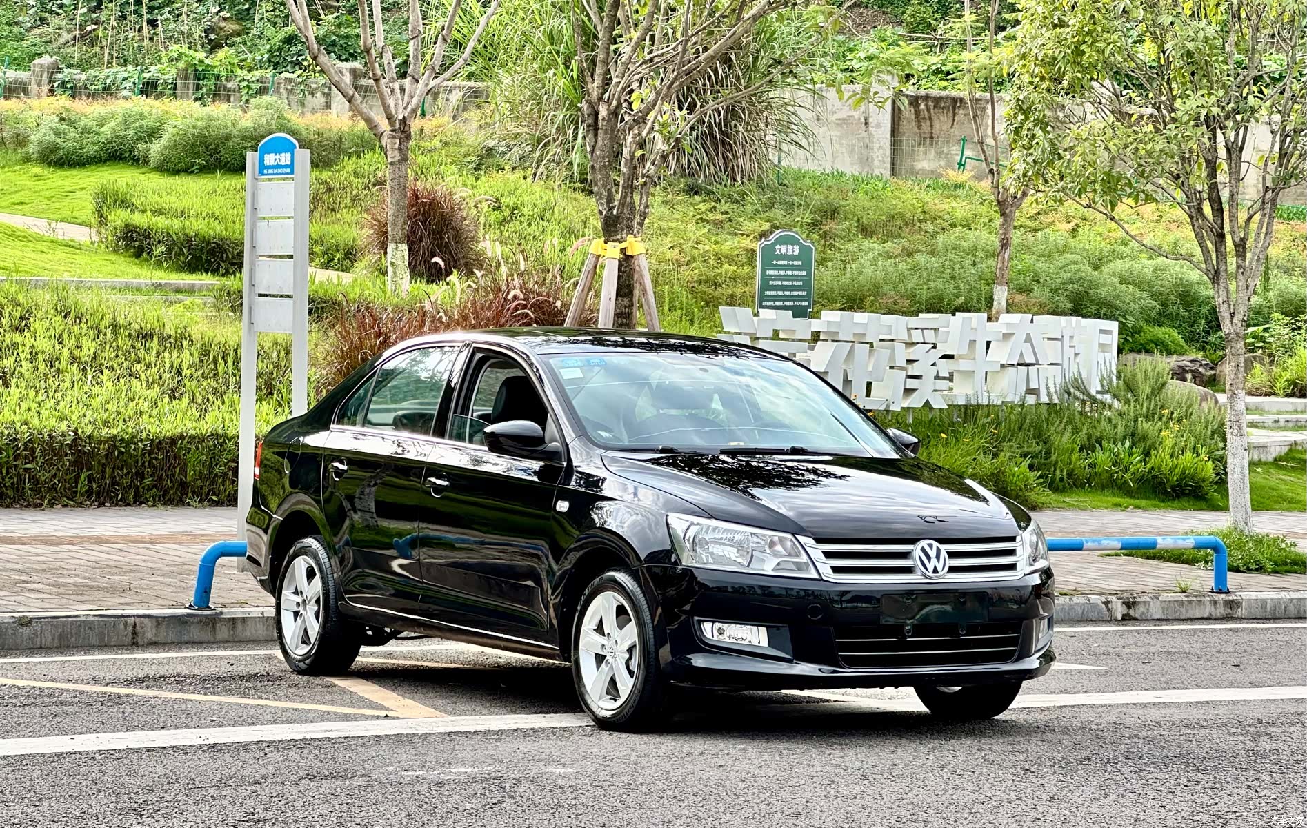 Volkswagen Santana, 2015 3