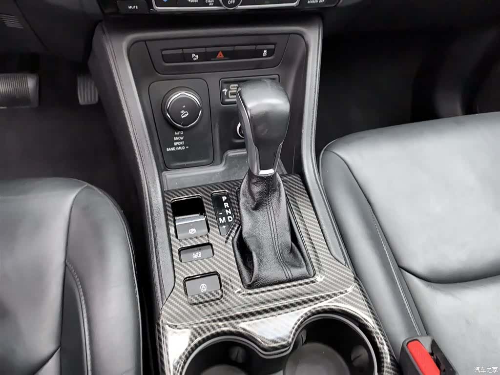 Jeep Grand Commander, 2019 13