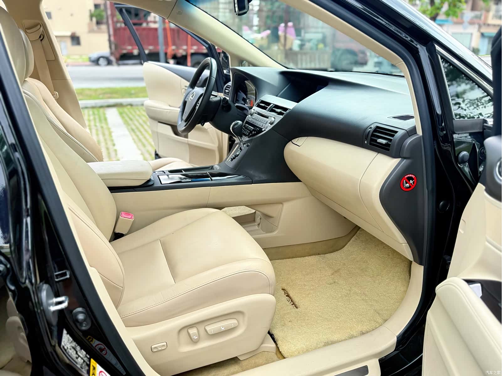 Lexus RX, 2012 9