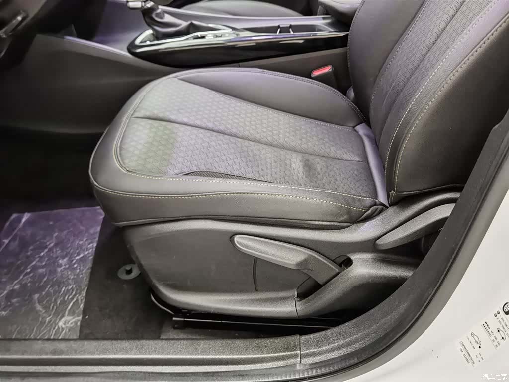 Buick Verano, 2023 20