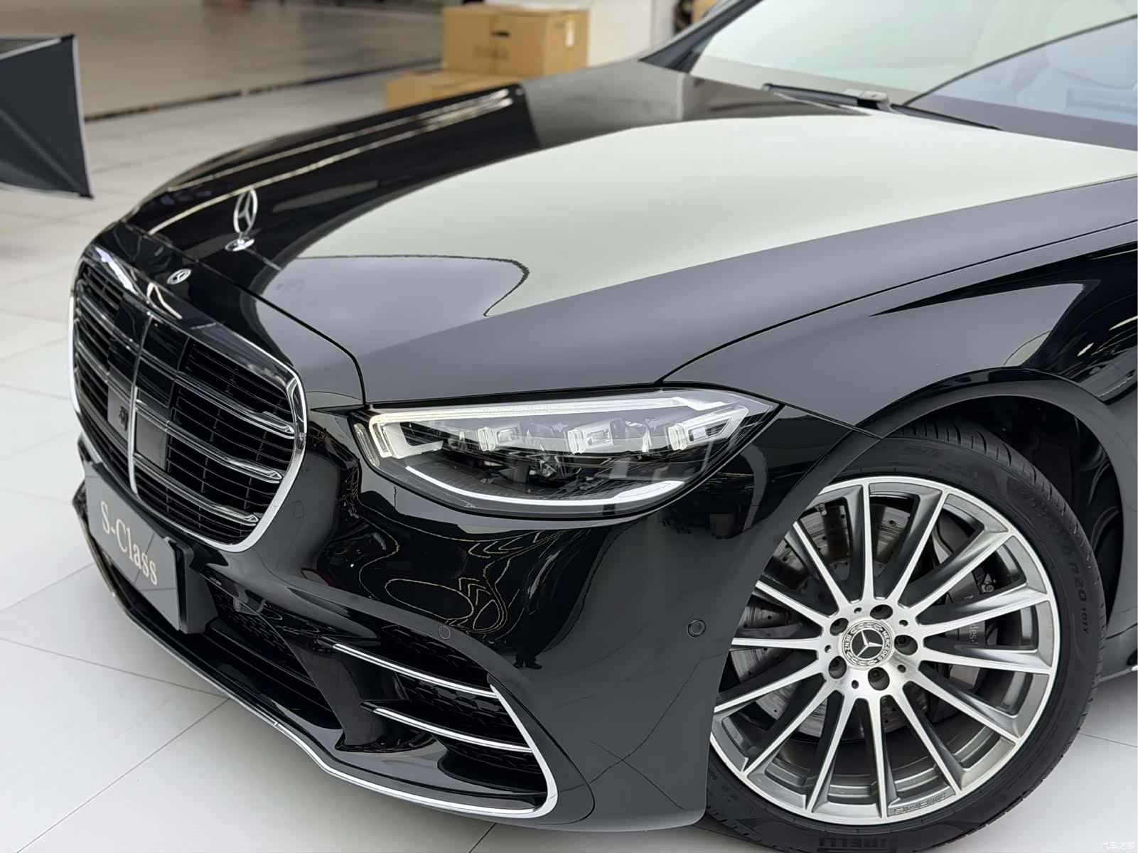 Mercedes-Benz S-Class, 2022 3