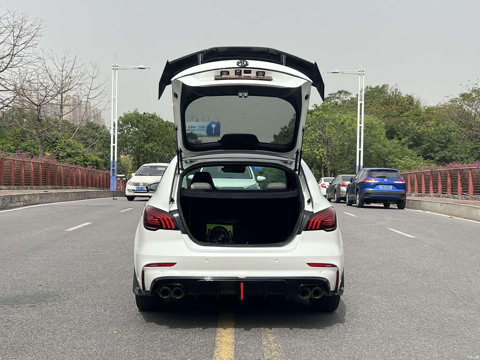 MG MG6, 2022 19