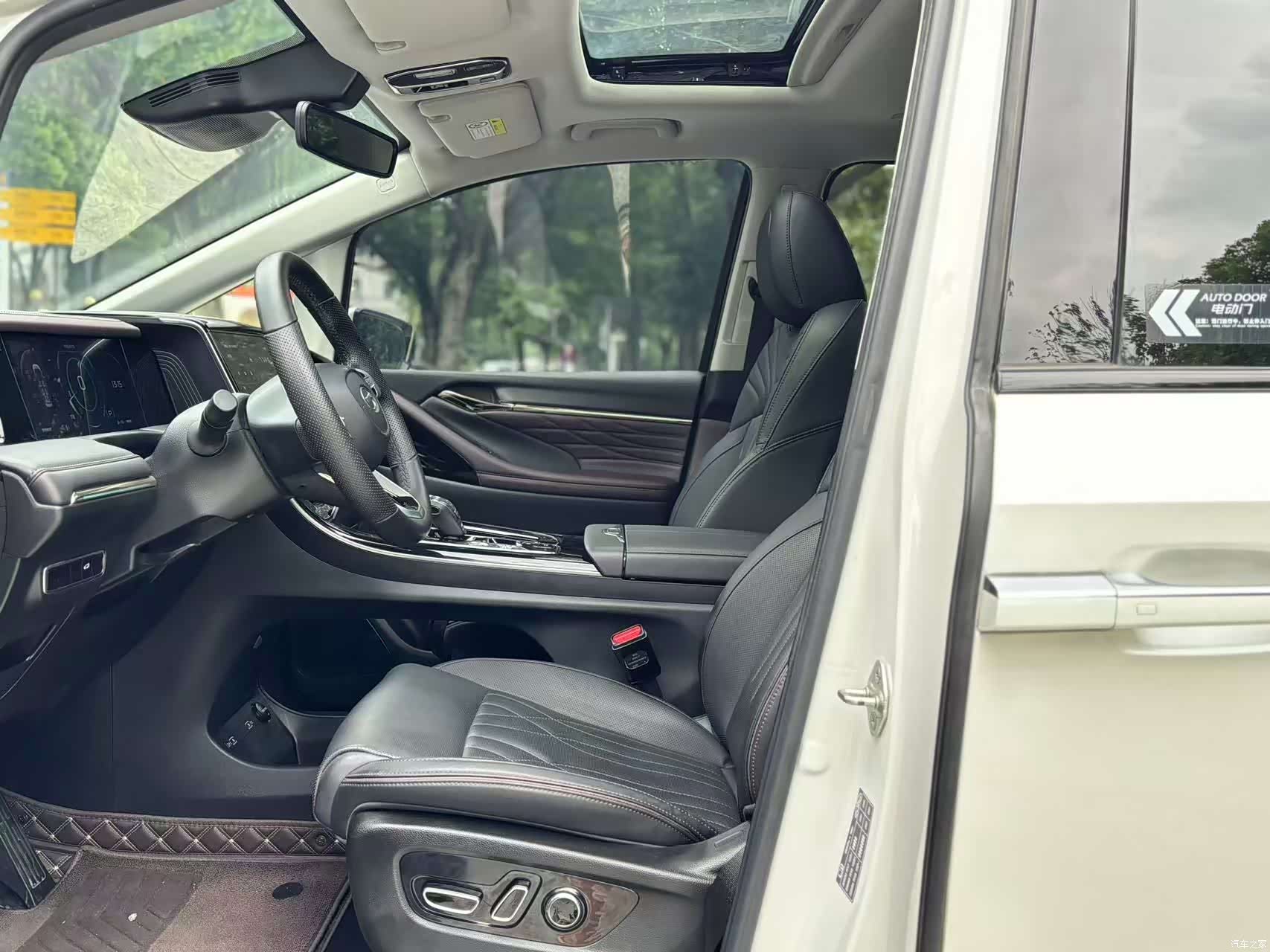 Trumpchi M8, 2023 8