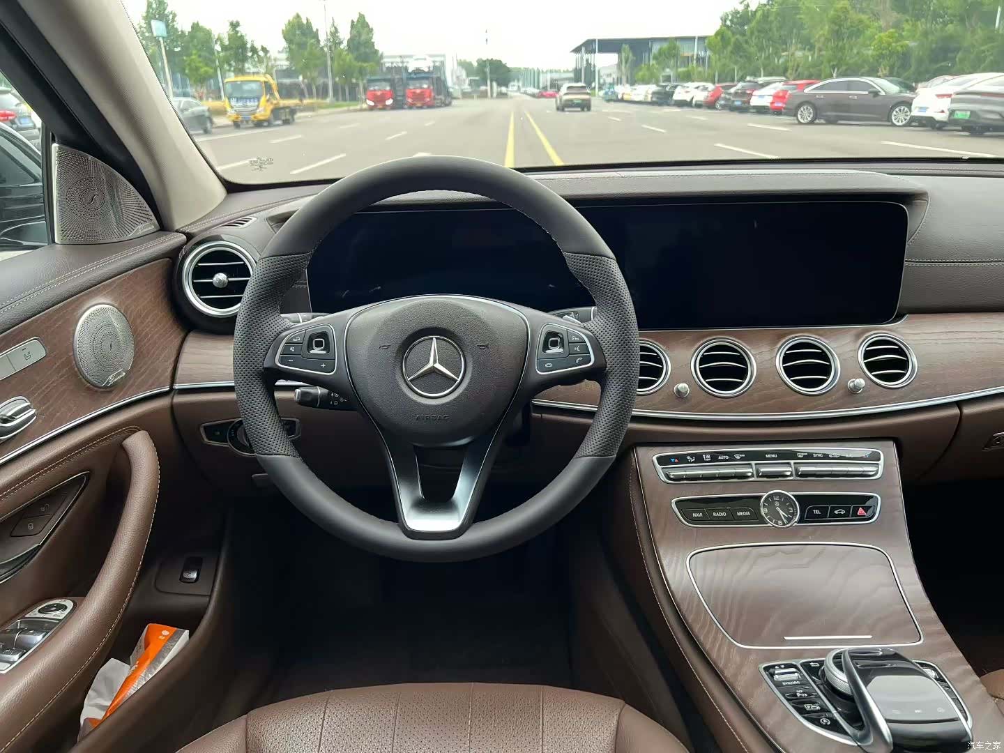 Mercedes-Benz E-Class, 2018 9