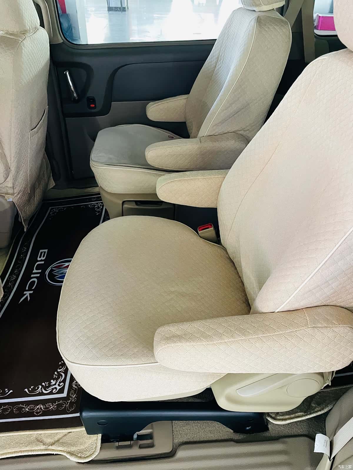 Buick GL8, 2013 14