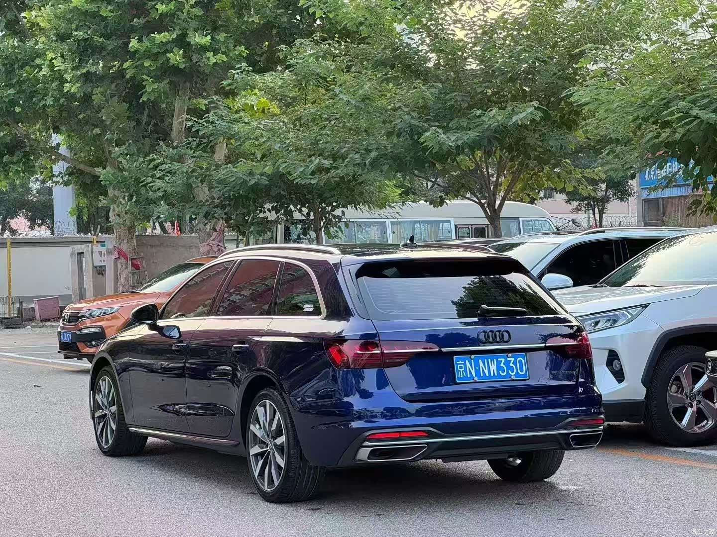 Audi A4, 2021 3