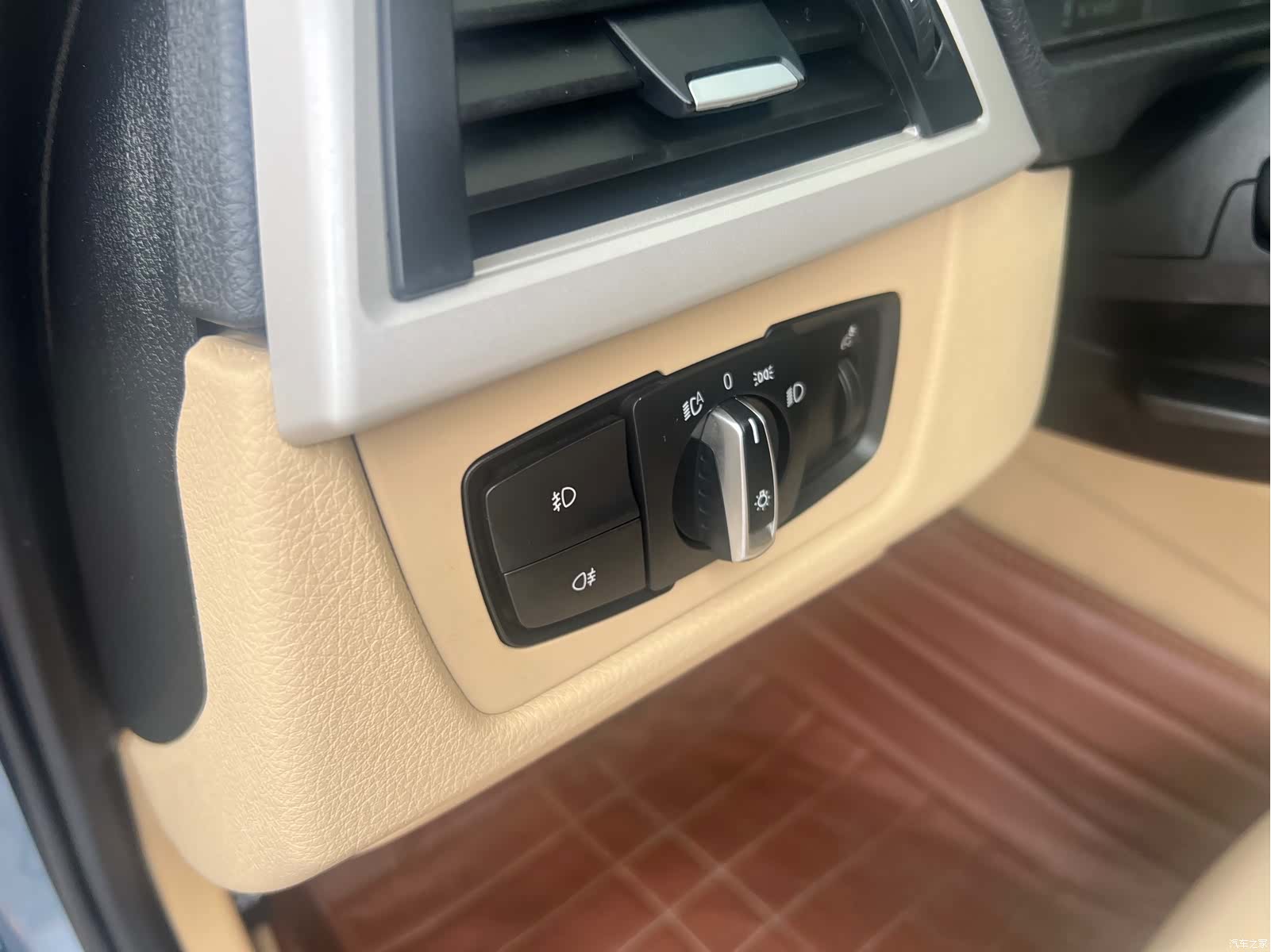BMW 3 Series, 2015 10