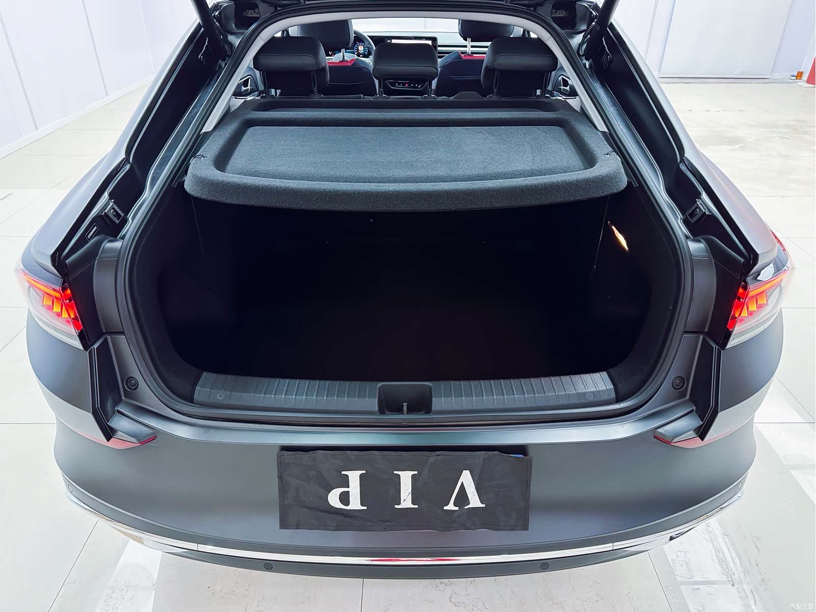 Volkswagen Lamando, 2023 13
