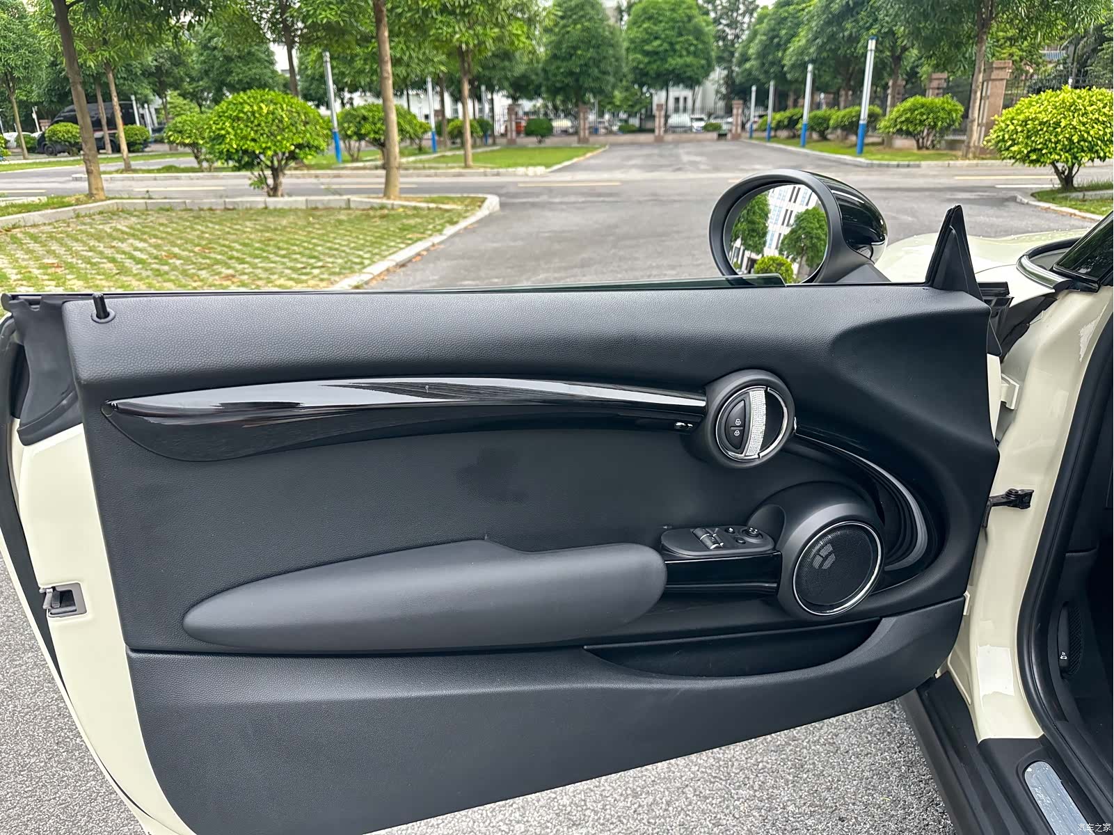 Mini Cooper, 2019 18