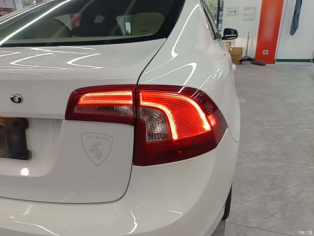 Volvo S60, 2014 8