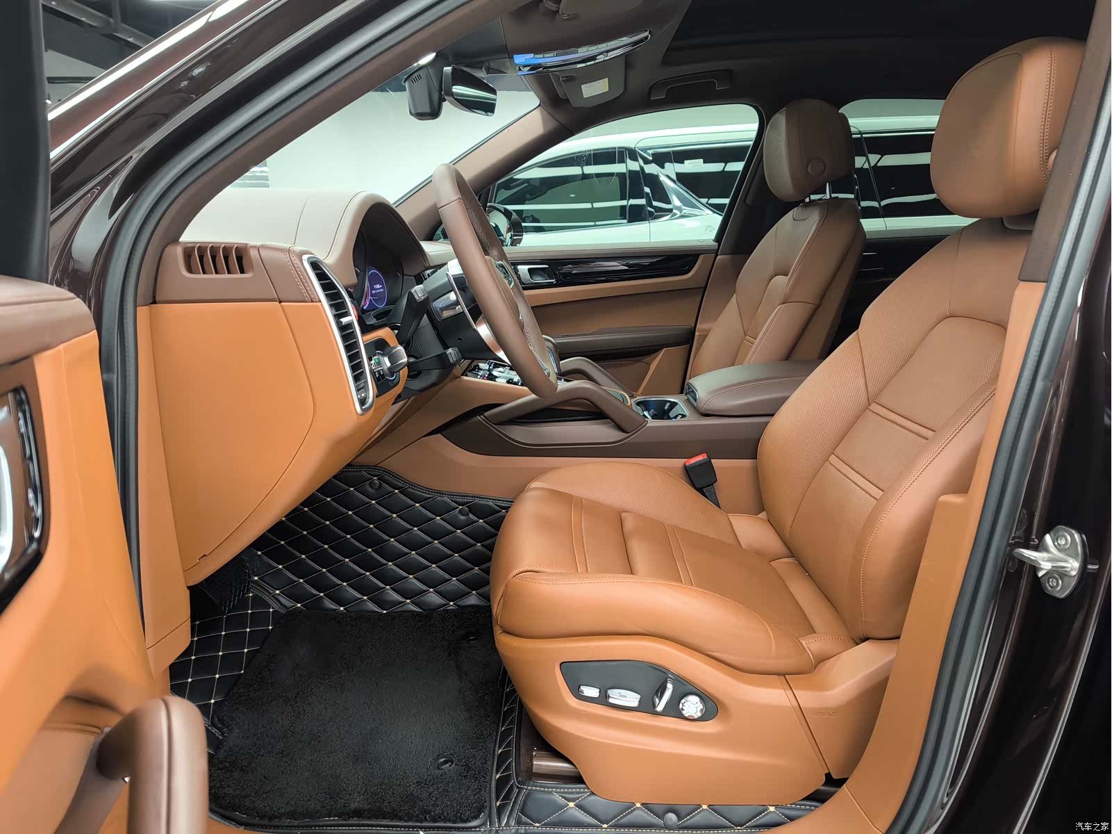 Porsche Cayenne, 2021 13