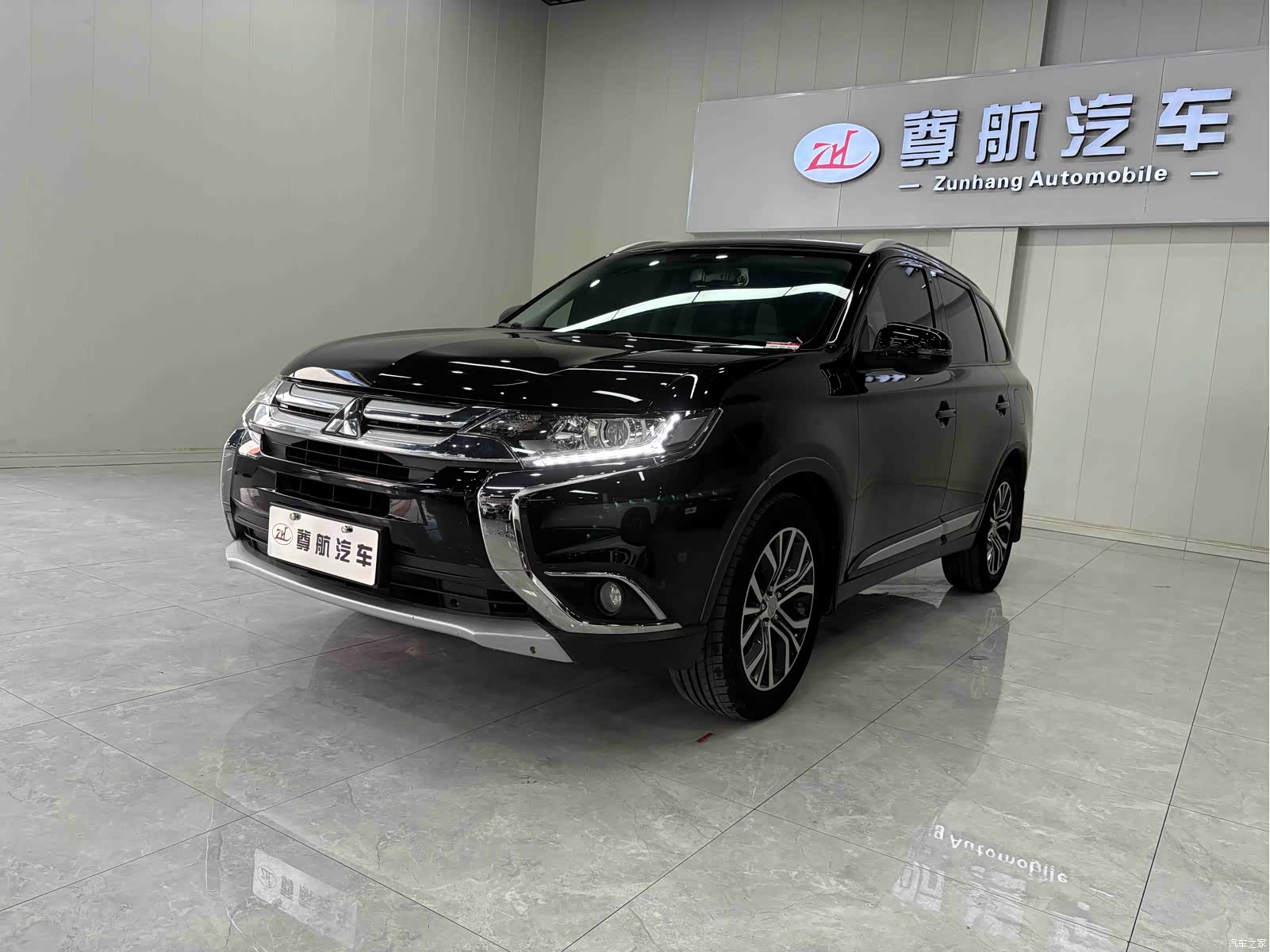 Mitsubishi Outlander, 2017 3