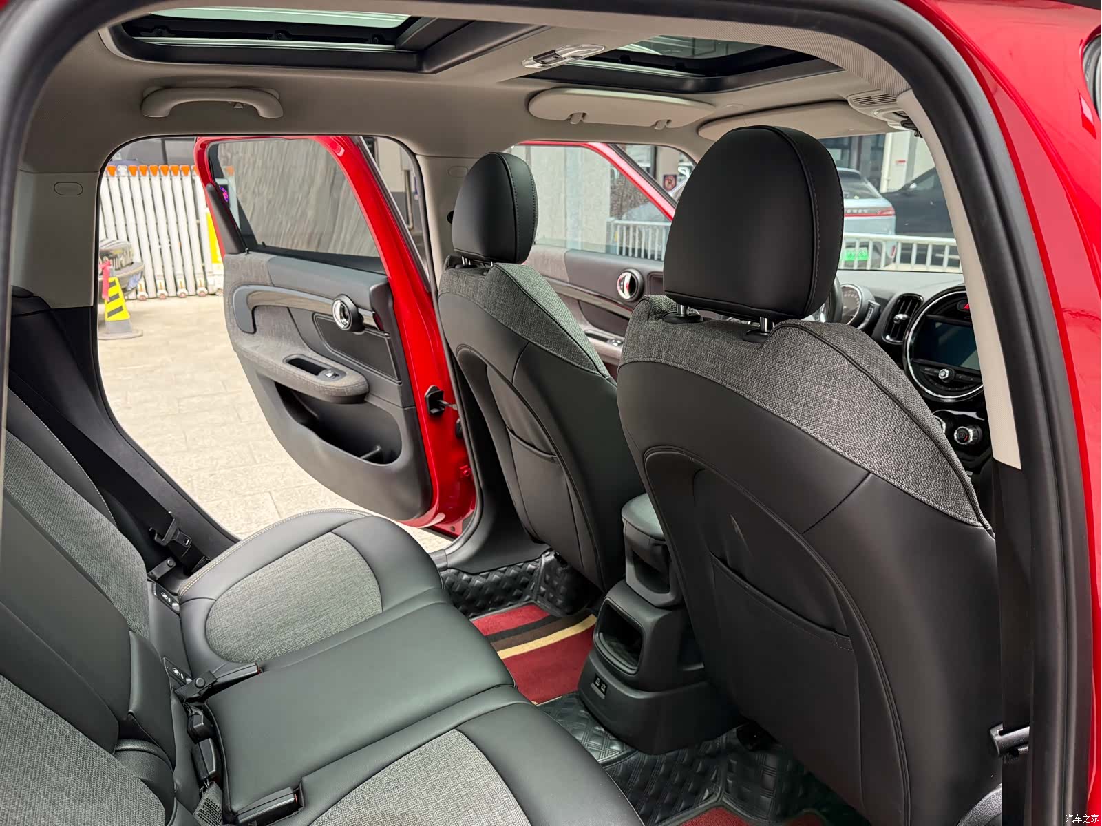 Mini Countryman, 2019 12
