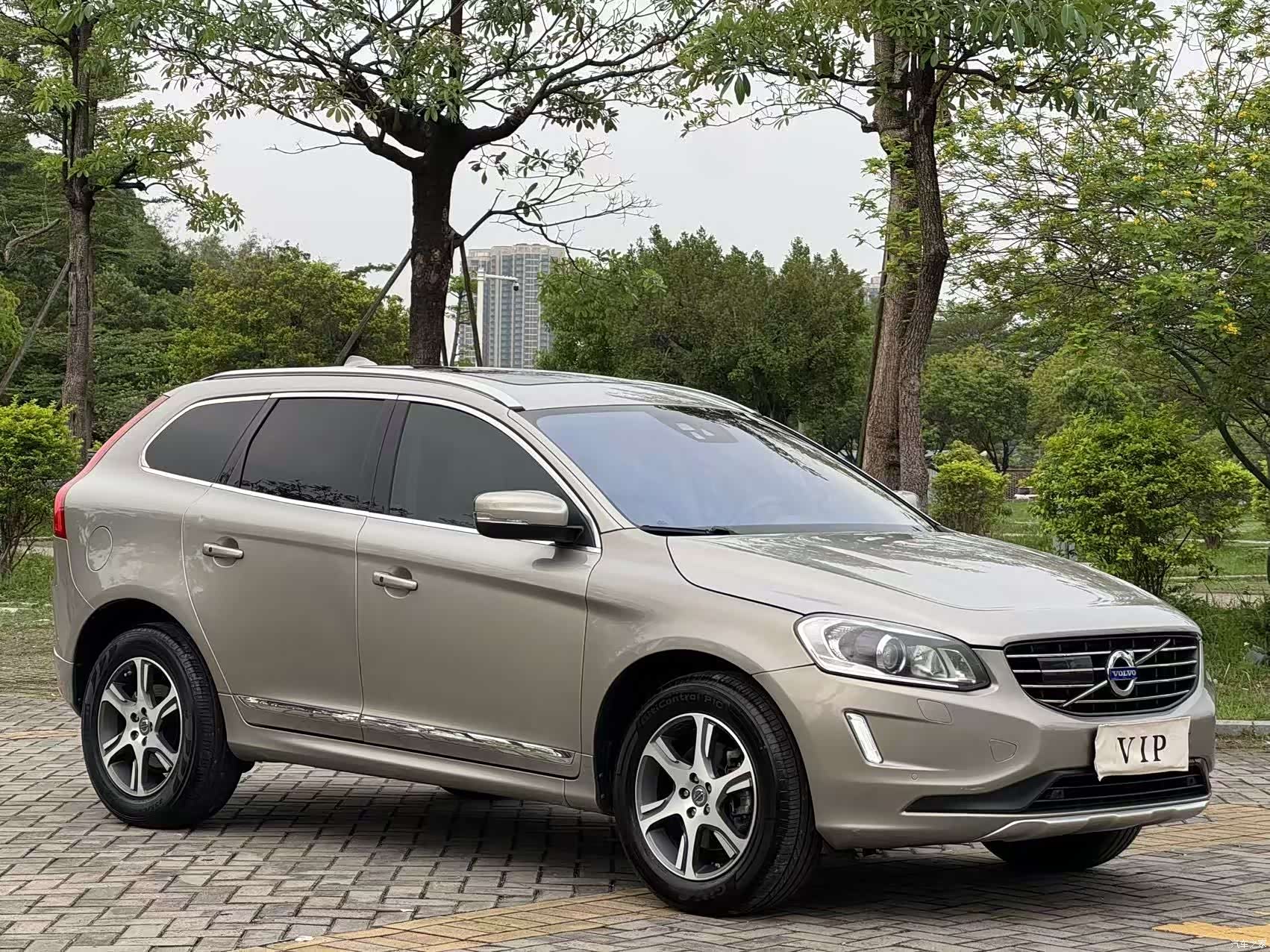 Volvo XC60, 2014 3