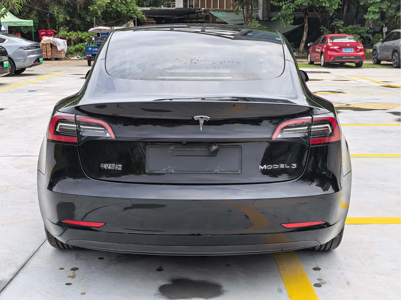 Tesla Model 3, 2023 10