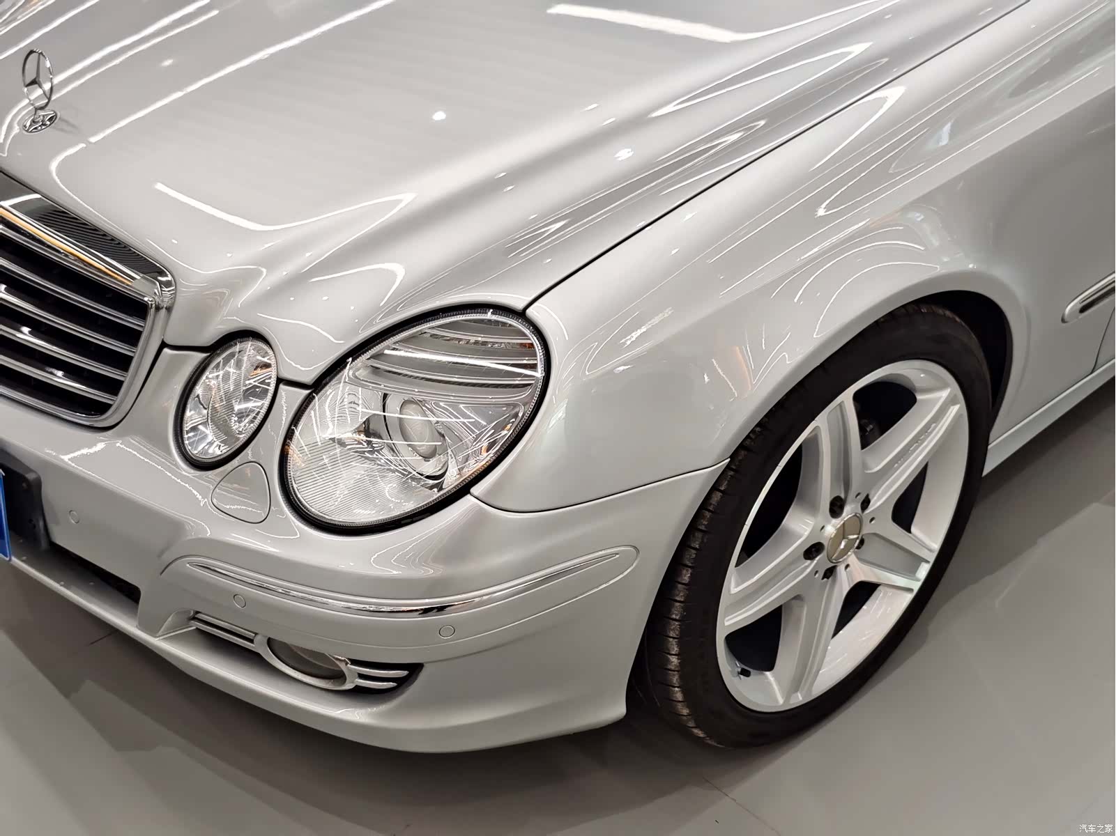 Mercedes-Benz E-Class, 2009 4