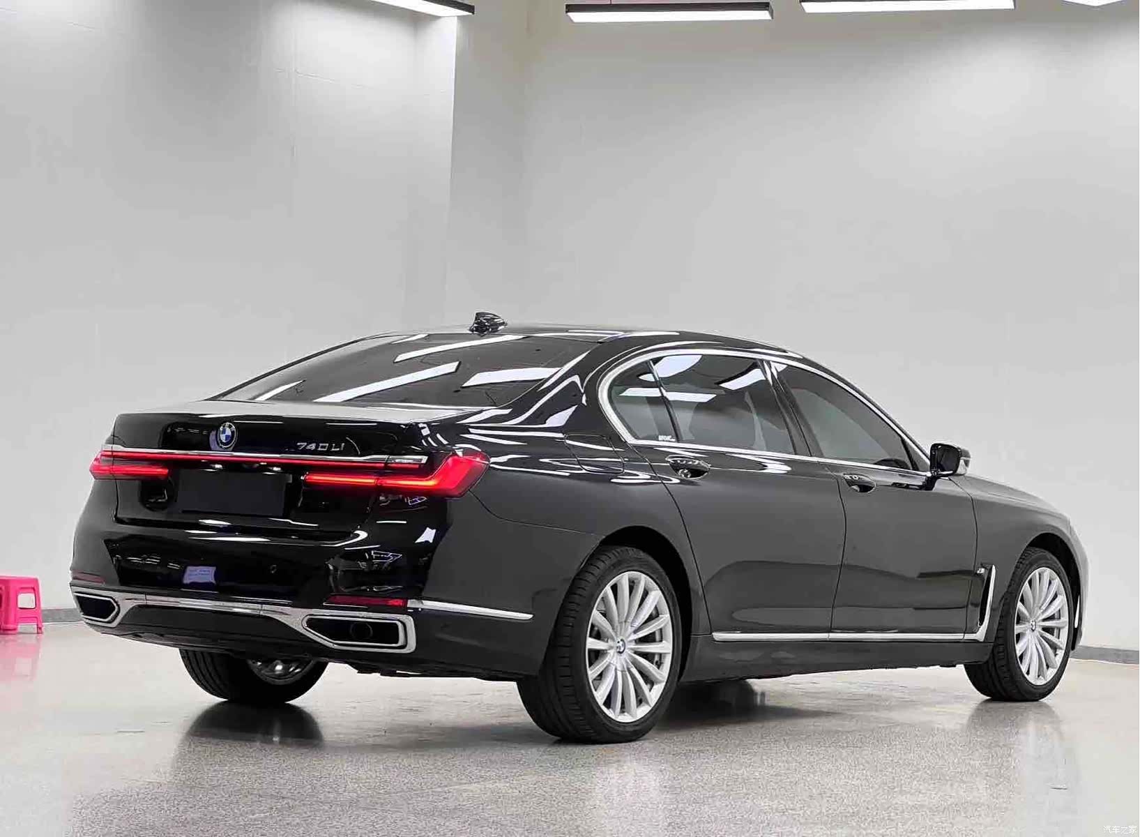 BMW 7 Series, 2022 32