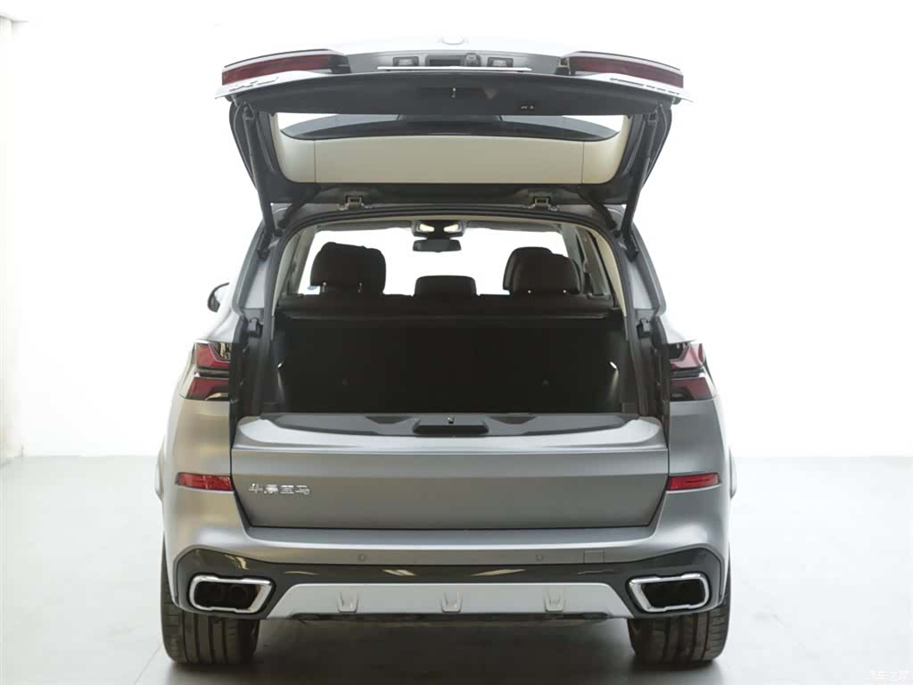 BMW X5, 2024 6