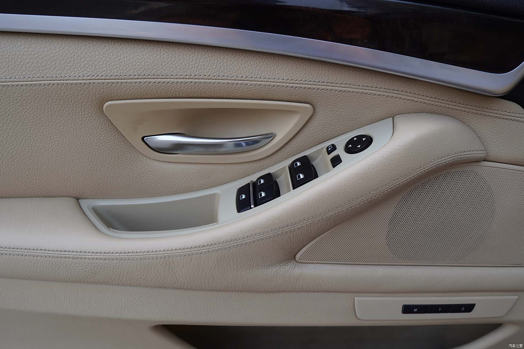 BMW 5 Series, 2011 21