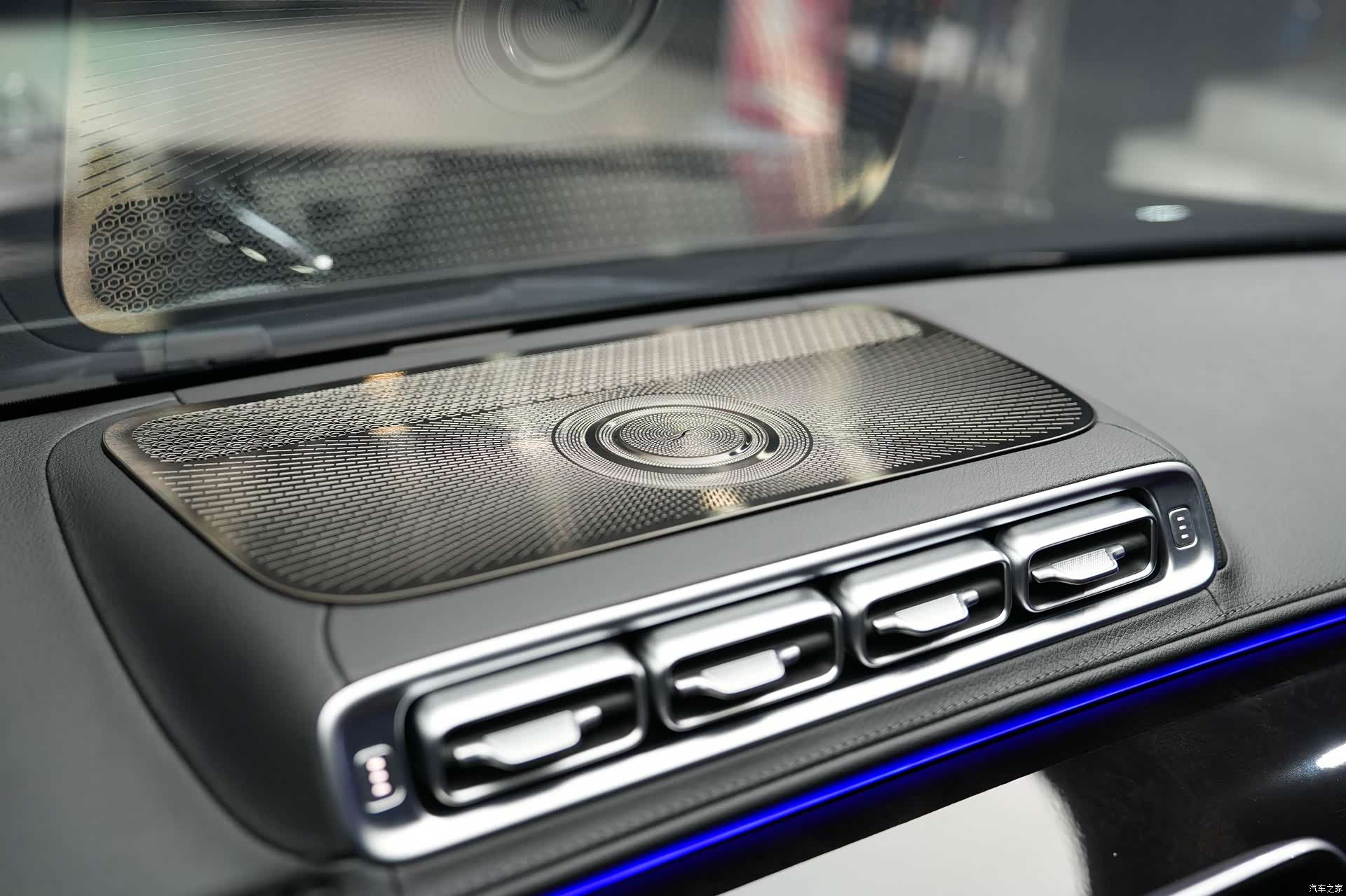 Maybach S-Class, 2023 26