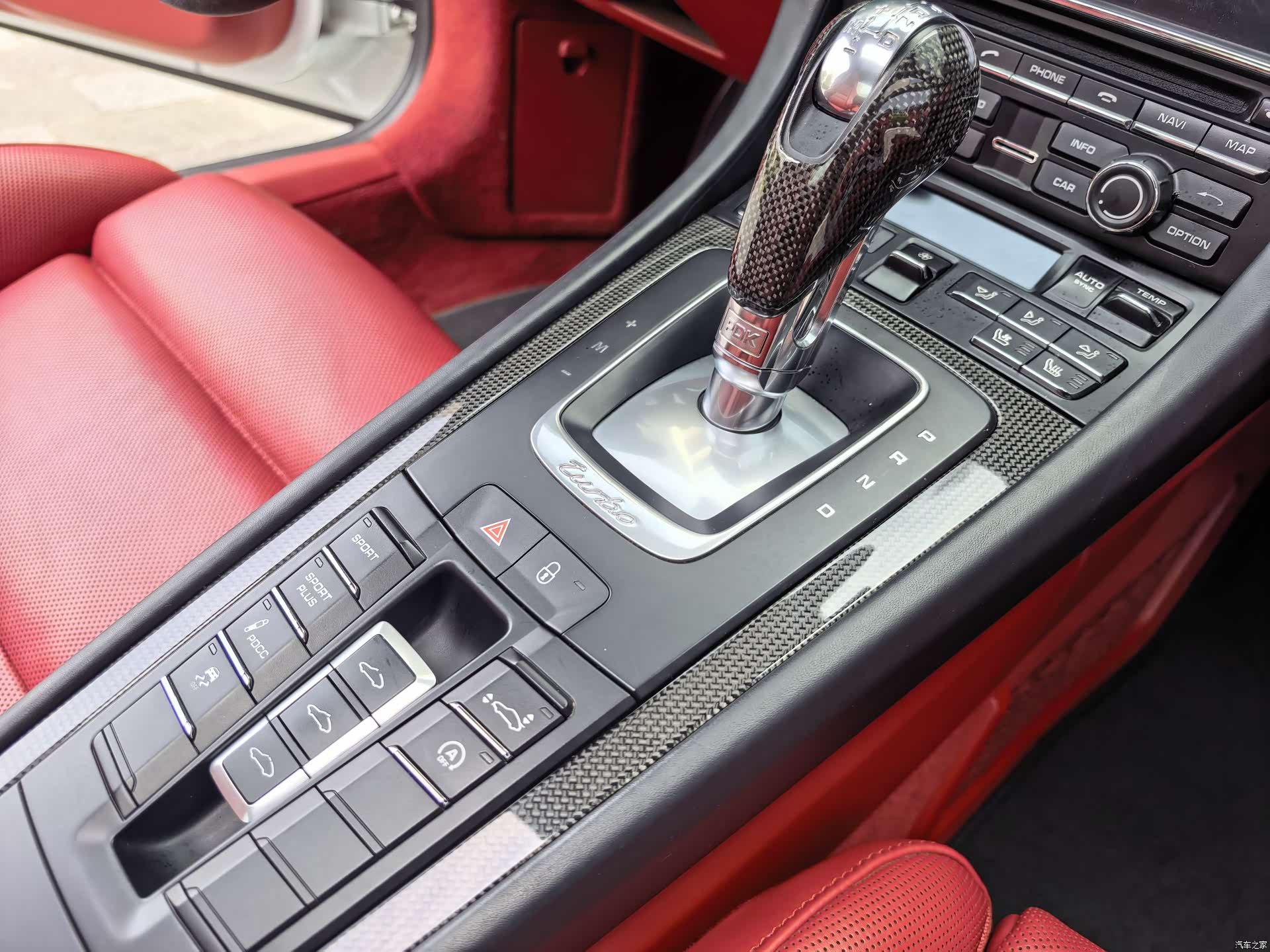 Porsche 911, 2016 17