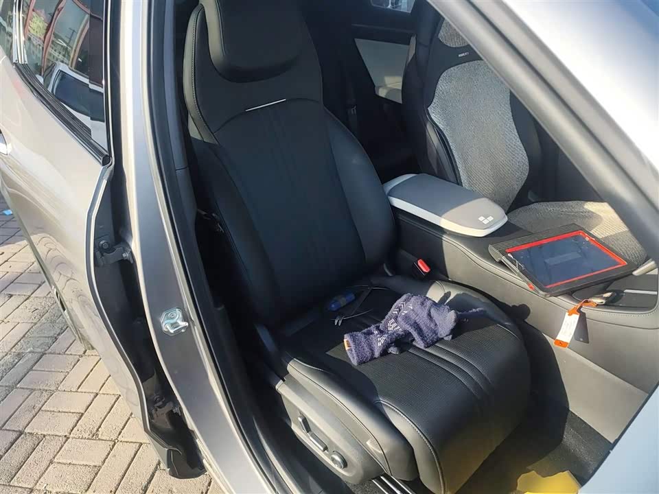 Geely Galaxy Galaxy L7