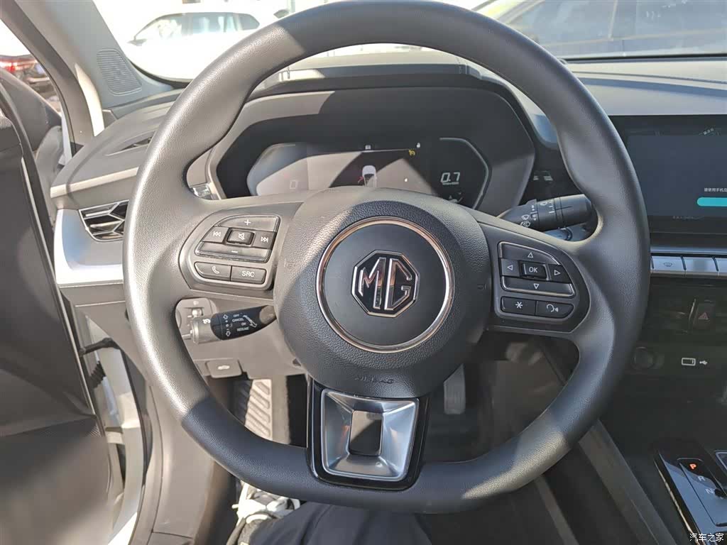 MG MG5, 2022 11