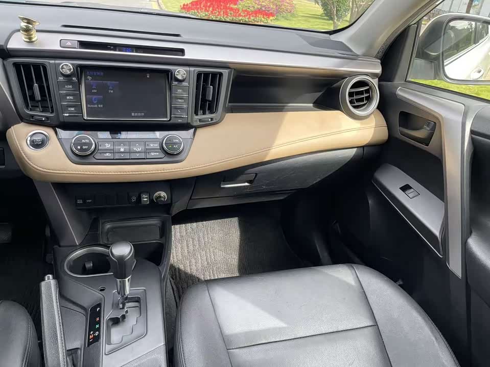 Toyota RAV4 Rongfang