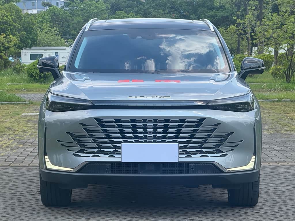 BAIC X7