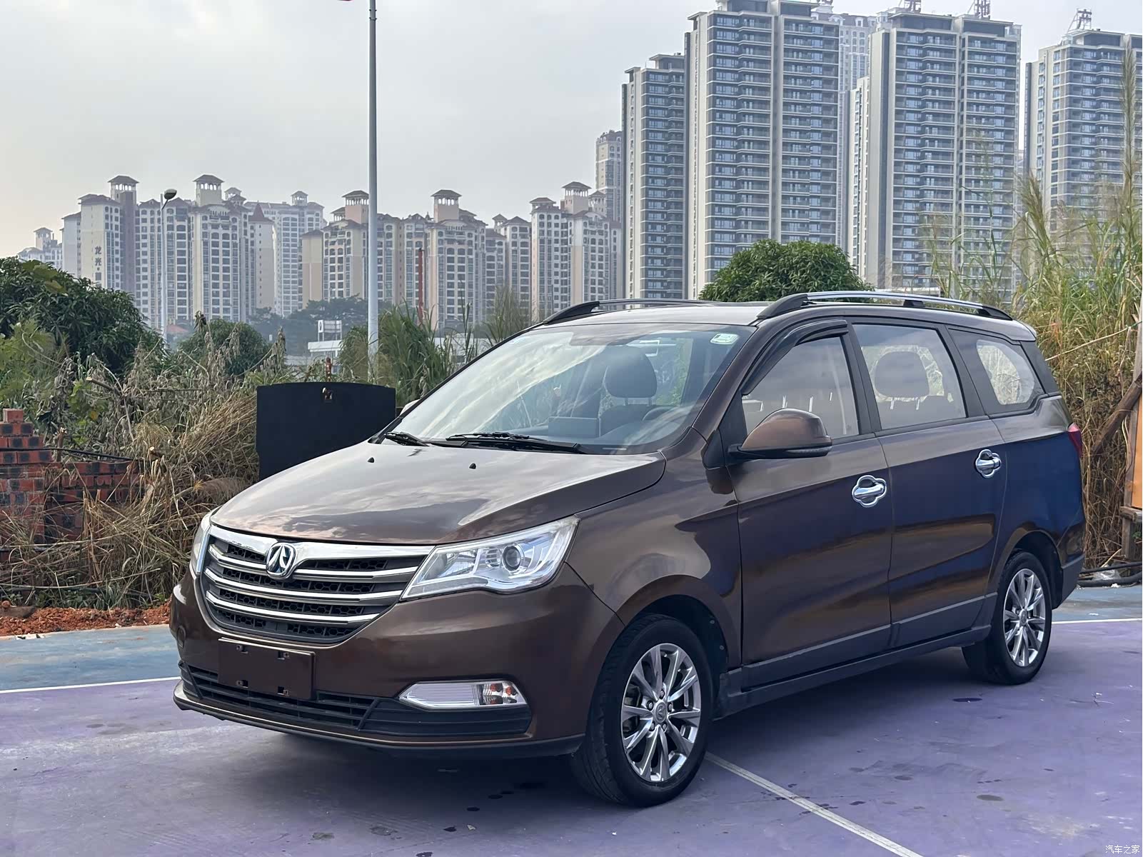BAIC M50F, 2017 1