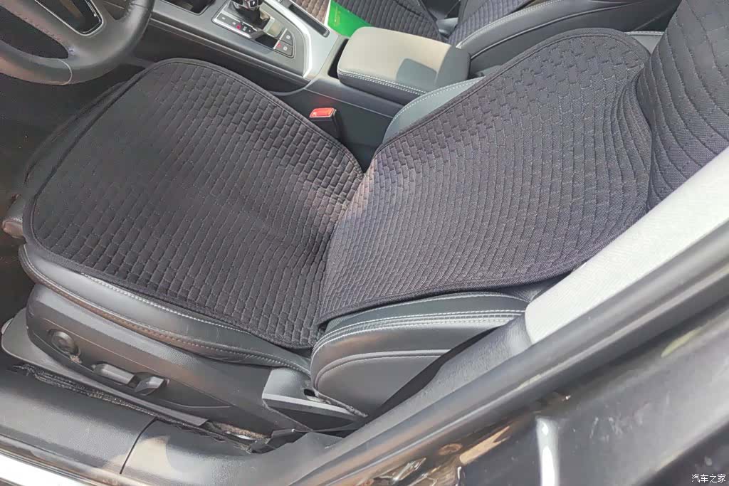 Audi A4L, 2021 9