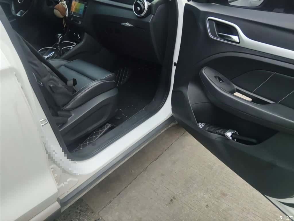 MG ZS, 2017 20