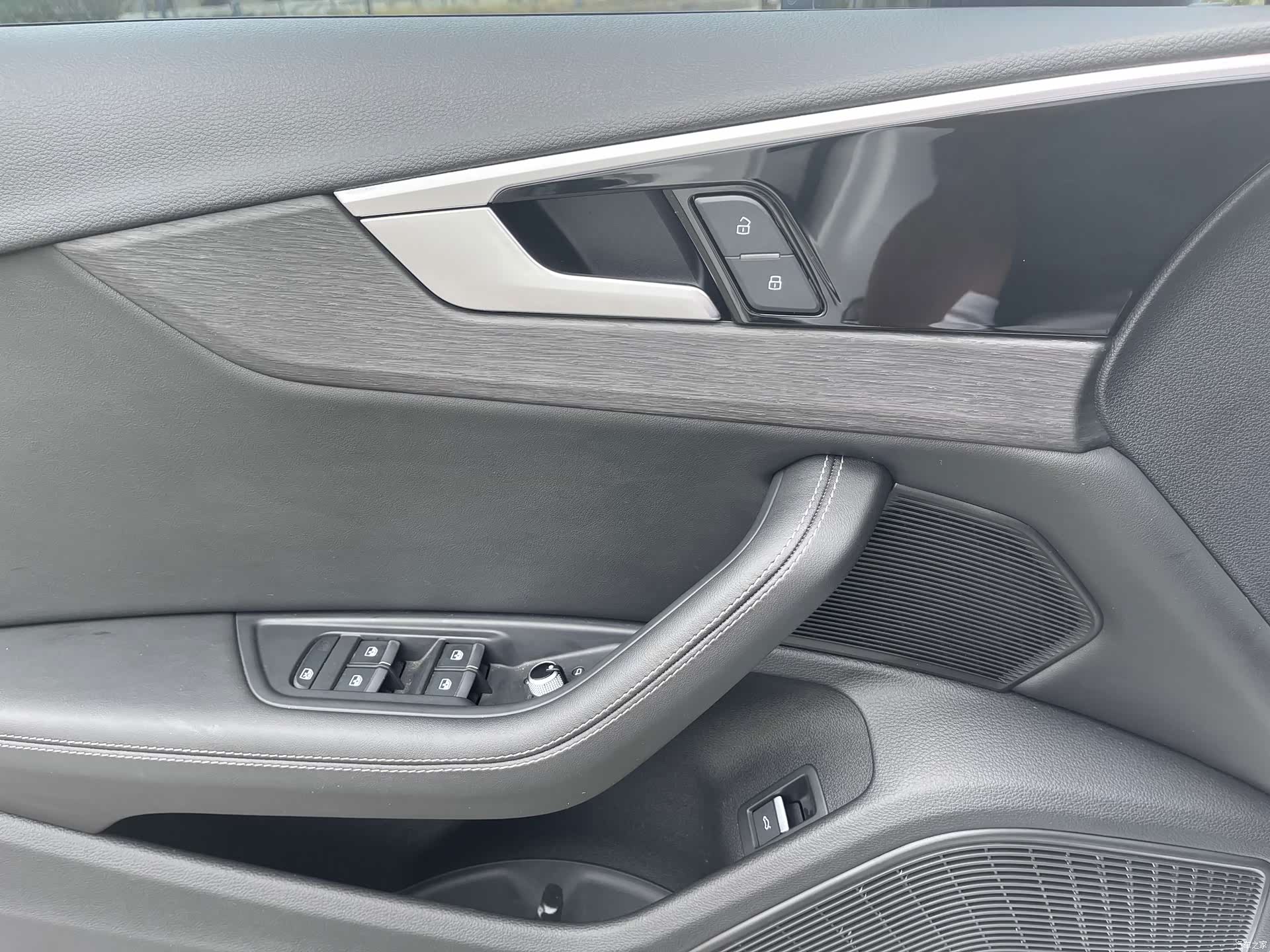 Audi A4L, 2023 15