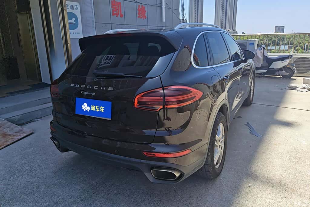 Porsche Cayenne, 2015 3