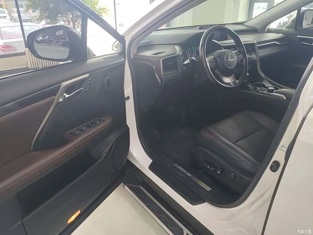 Lexus RX, 2018 12