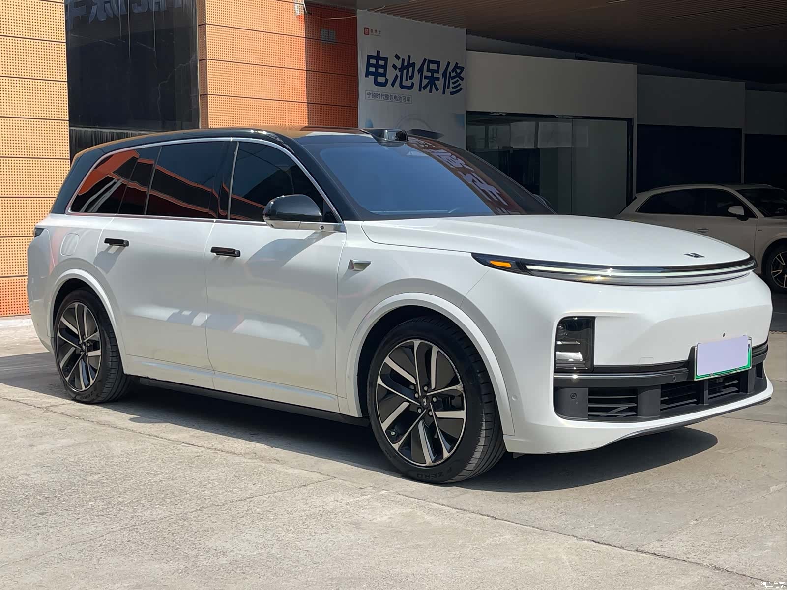 Li Auto L9, 2023 4