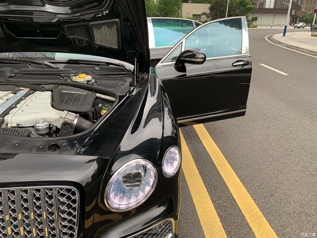 Bentley Flying Spur, 2010 19