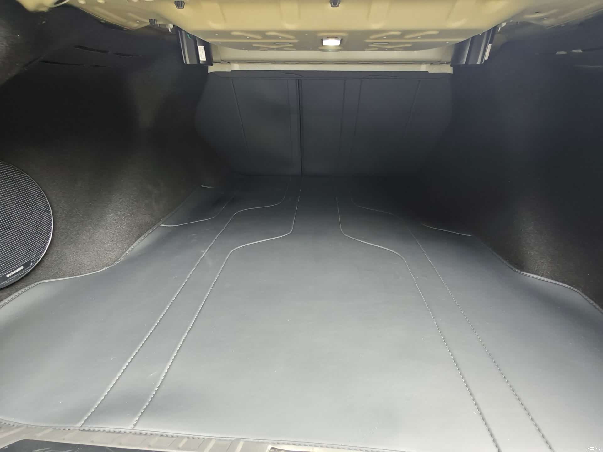 Xpeng P7, 2023 20