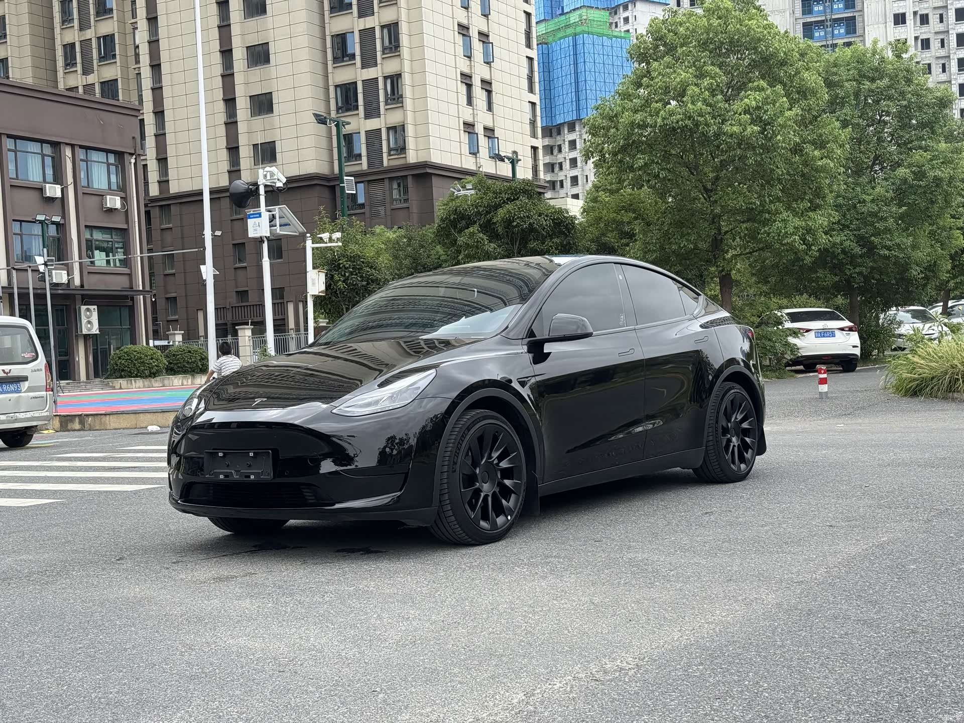 Tesla Model Y, 2022 1