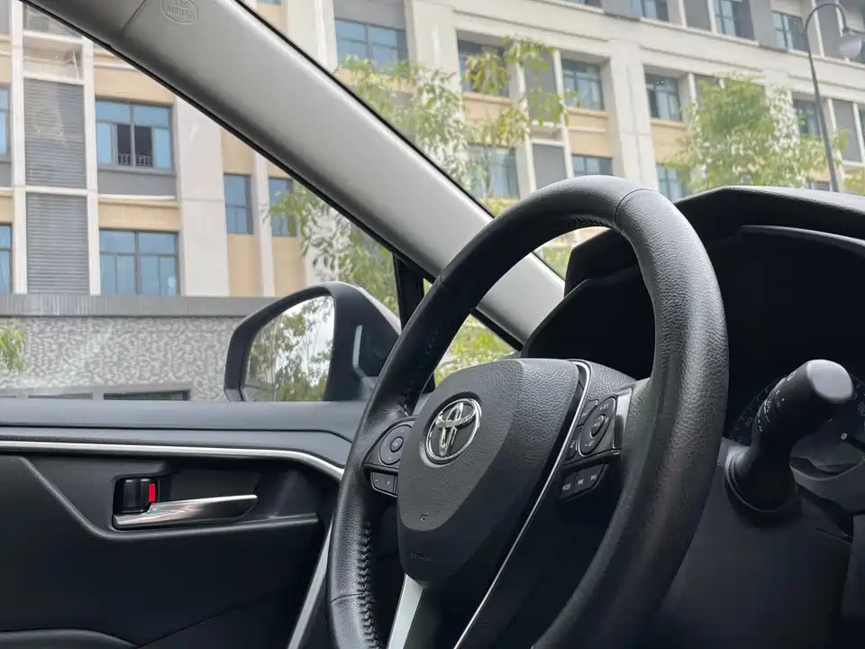 Toyota RAV4 Rongfang