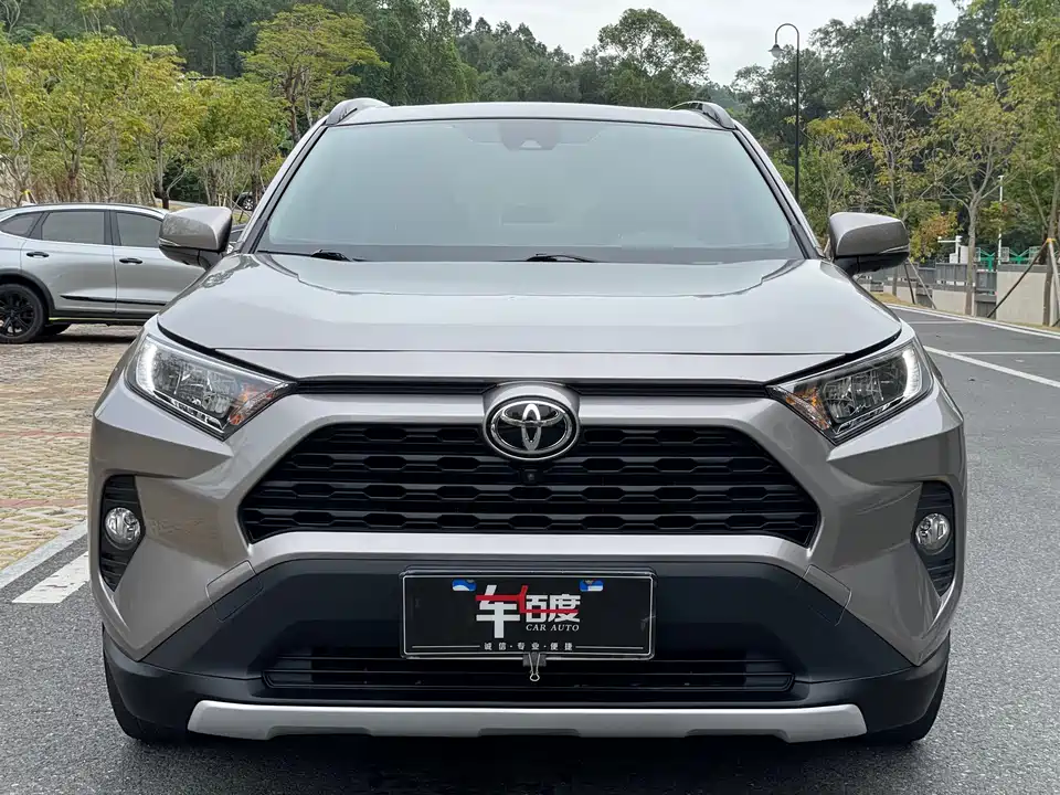 Toyota RAV4 Rongfang