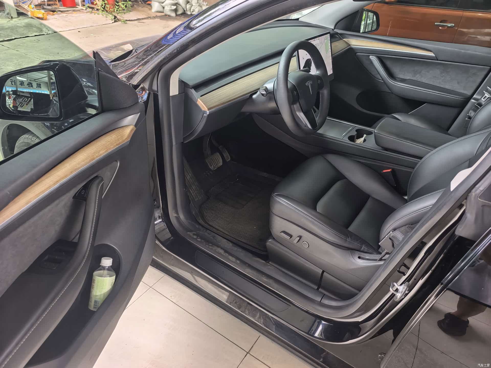 Tesla Model Y, 2021 4